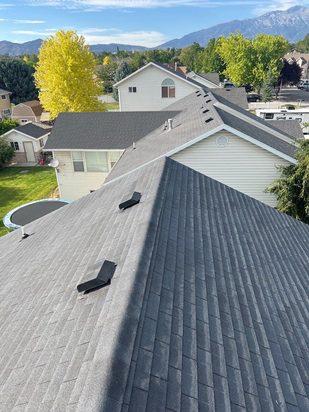 Chinook Roofing & Solar